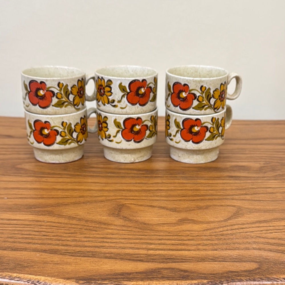 Weidmann Italian Porcelain Floral Expresso Mugs